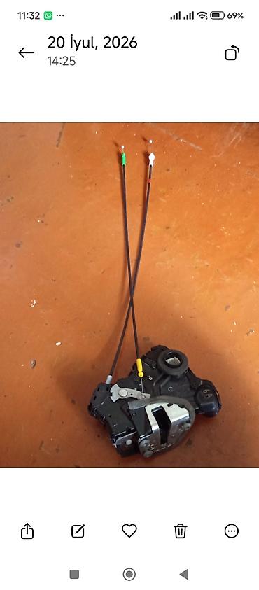 Məhsul: Avtomobil üçün arxa qapı kilidi mexanizmi (kabel ilə) Təsvir lalafo.az -da Məhsul: Avtomobil üçün arxa qapı kilidi mexanizmi (kabel ilə) Təsvir