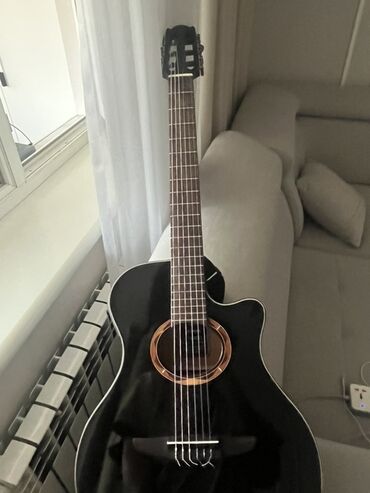 страйкбольные пистолеты: Электро-акустическая нейлоновая гитара Yamaha NTX700 (Заказывали со