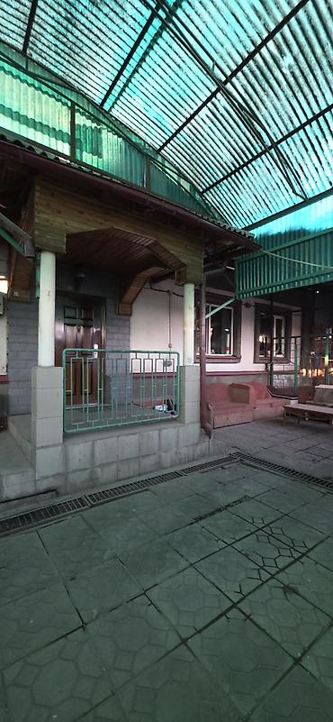 car parking: 6 комнат и более, 240 м², 6 соток, Бишкек, Собственник — 5