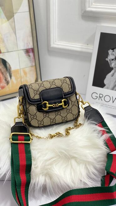 женские маленькие рюкзаки: Сумка на плечо, Gucci