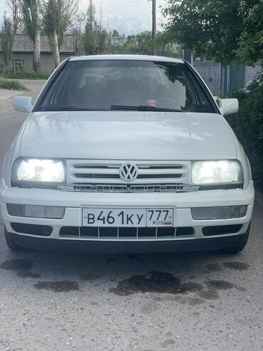 куплю венто: Volkswagen Vento: 1996 г., 1.8 л, Механика, Бензин, Седан