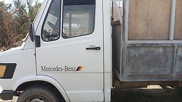 ман фура: Грузовой фургон Mercedes-Benz (серия T2/508–609) белого цвета — 7