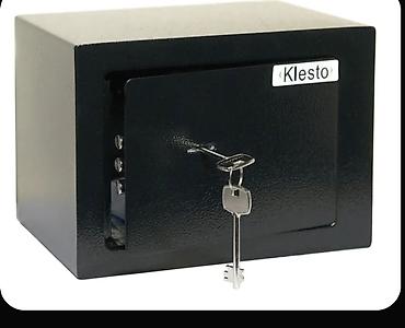 Мебель: Сейф Klesto, компактный настольный - Тип замка: ключевой, комплект из — 3