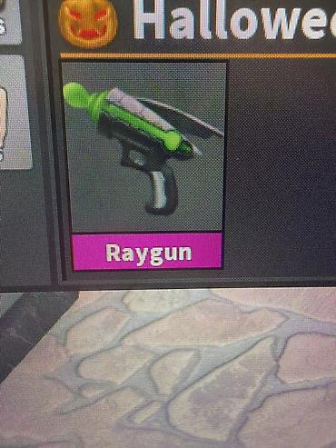 кол саат: (Игра murder mystery)Raygun — внутриигровой предмет из раздела — 1