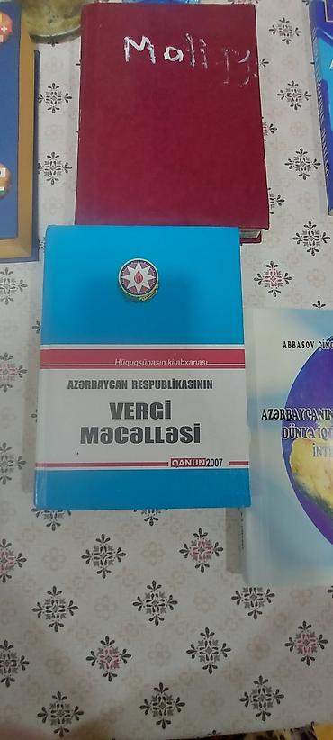 Tədris ədəbiyyatı: Kitab dəsti – İqtisadiyyat və İnformatikakitablar her biri 4 manata — 3
