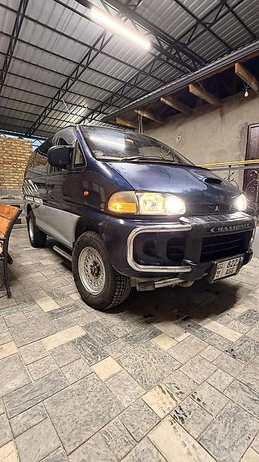 Mitsubishi: Mitsubishi Delica: 1996 г., 2.8 л, Автомат, Дизель, Минивэн — 10