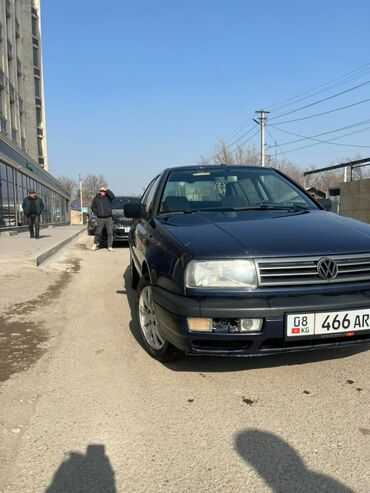 пасат1 8: Volkswagen Vento: 1992 г., 1.8 л, Механика, Бензин, Седан