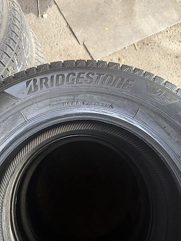 20565: Пара шин Bridgestone Blizzak VRX2 - Размер: 205/65 R16 - Индекс — 4