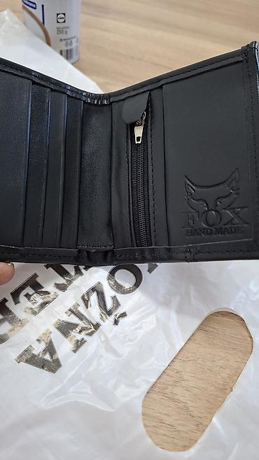 north face torbica: Zenski kožni novčanik FOX HAND MADE, crne boje. - Materijal: prava — 4