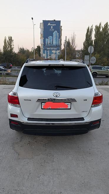 hongqi hs3: Toyota Highlander: 2013 г., 3.5 л, Автомат, Бензин, Кроссовер — 6