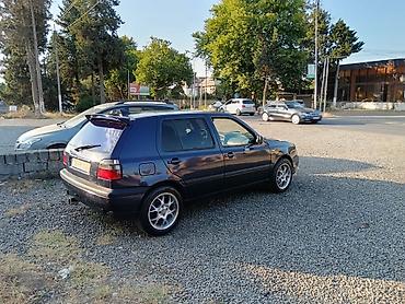 r14 diski teker: Volkswagen Golf III, 5 qapı hatchback. Gecə-göy (tünd mavi) rəng — 5