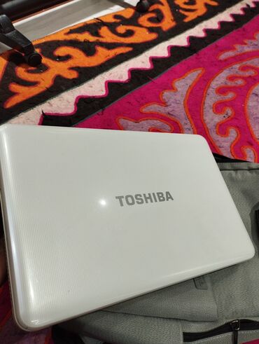 ноутбуки рассрочка: Ноутбук, Toshiba, Б/у, Для работы, учебы