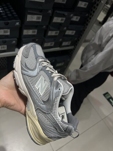 Кроссовки и спортивная обувь: Мужские кроссовки, 42, New Balance, Новый at lalafo.kg Кроссовки и спортивная обувь: Мужские кроссовки, 42, New Balance, Новый