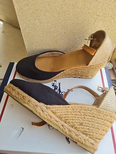 nine west: "Nine West" mağazasından 100 manata alınıb.cox az ve seliqeli — 4