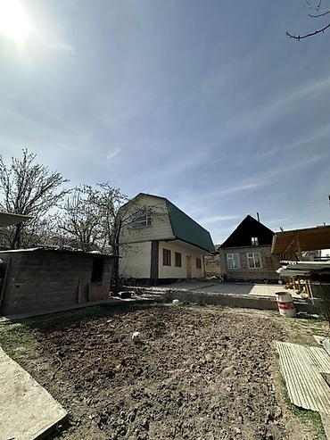 Продажа коттеджей и домов: Продаётся частный участок с двумя отдельными домами и хозяйственными — 3