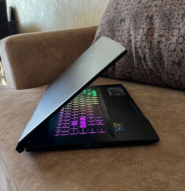 MSI: MSI KATANA 17 Gaming Notebook 17.3 / Genis ekran Processor: Intel — 5