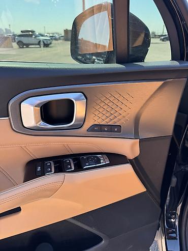 Kia: Kia Sorento: 2022 г., Автомат, Кроссовер — 16