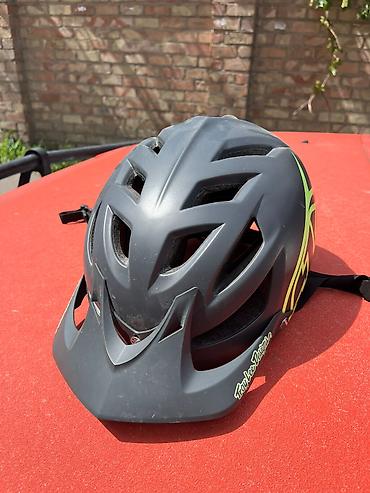 кроссы: Шлем Troy Lee Designs A1 с MIPS системой, цвет Gray/Green. Основные — 2