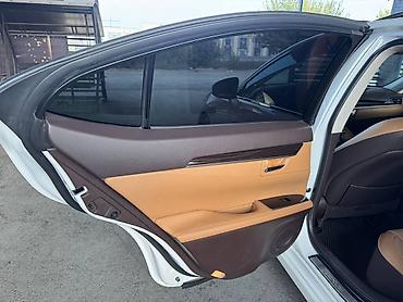 Lexus: Lexus ES: 2017 г., 2.5 л, Вариатор, Гибрид, Седан — 22