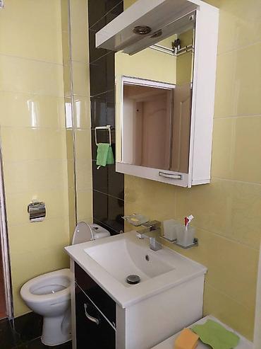 Dugoročni najam stanova: IZDAJEM STAN 90km2 NA STAROM CERAKU (ZARKOVO) Dva nivoa, prvi 50km2 — 18