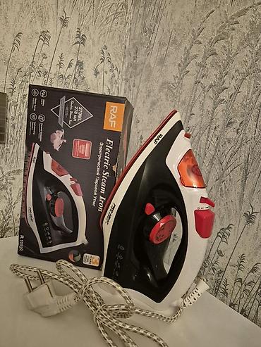 iron magic milk: RAF Electric Steam Iron – buxarlı ütü yeni - Güc: 2000 W - Su çəni — 1