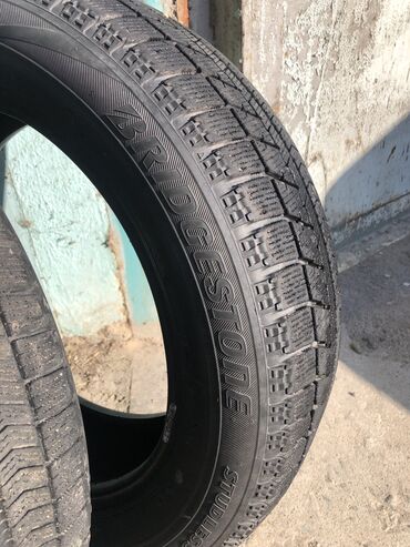 Шины: Шины 185 / 60 / R 15, Зима, Б/у, Комплект, Легковые, Япония, Bridgestone