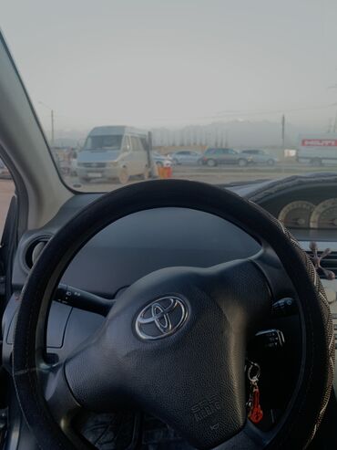 задний бампер на степ: Toyota Yaris: 2006 г., 1.5 л, Автомат, Бензин, Седан