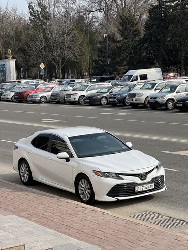 Toyota: Toyota Camry: 2018 г., 2.5 л, Автомат, Бензин, Седан