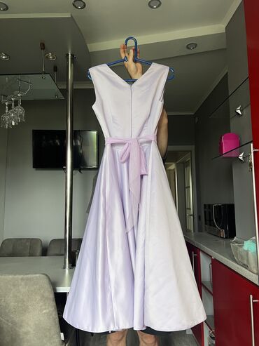 платье пышное: Вечернее платье, Пышное, Короткая модель, Без рукавов, M (EU 38)