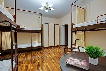 bunk bed: Двухъярусные кровати с матрасами — полный комплект. - Материал — 2