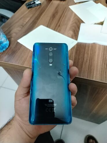 Xiaomi: Xiaomi Xiaomi Mi 9T, 64 GB, rəng - Göy, 
 Qırıq, Sensor, Face ID
