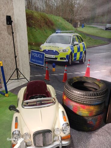 Reklam, çap: Fotosesiya. Endirim . Məktəbli çəkilişiad günüvə başqa özəl — 16