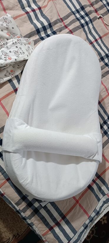 ортопедический подушка для новорожденных: Подушка, Б/у