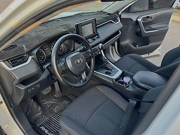 rav 4 2018: Toyota RAV4: 2019 г., Автомат, Бензин, Кроссовер — 7