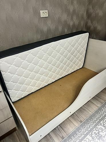 bunk bed: Односпальная кровать, Новый, С матрасом, длина - 195 см — 4