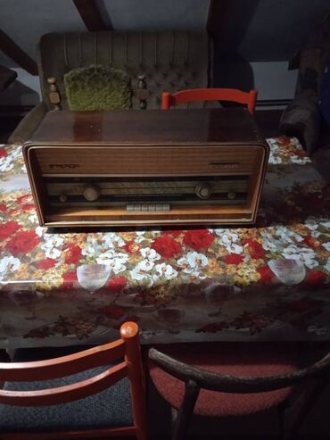 Pojačala i prijemnici: Stari radio aparati — 5