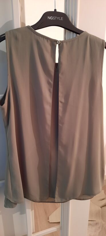 Ziyafət donları: Hamsı brend mallardı.Baha alınıb.hərəsi 1-2dəfə geyinilib — 13