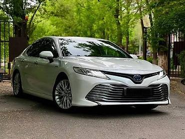 spark 2017: Toyota Camry: 2018 г., Автомат, Гибрид, Седан — 1