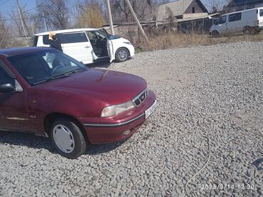 пассат 2004: Daewoo Nexia: 2004 г., 1.5 л, Механика, Бензин, Седан