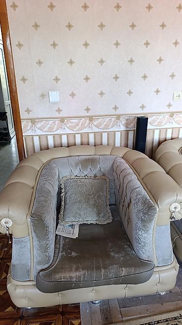 Divan və kreslo dəstləri: Qonaq otağı üçün yumşaq mebel dəsti - Tərkibi: 1 ədəd 3 yerlik divan — 2