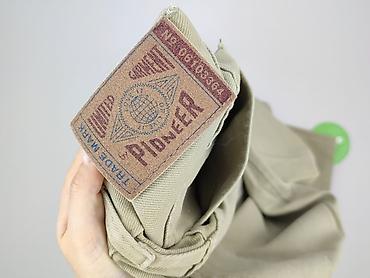 second hand online: Męskie spodnie Pioneer w jasnym, beżowo-oliwkowym odcieniu. Klasyczny — 4