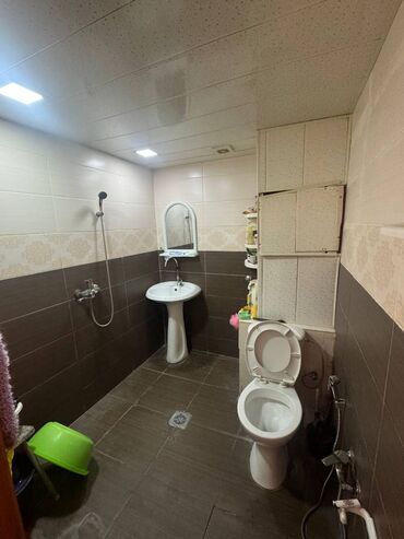 Köhnə tikili: Bakı, Yeni Günəşli Massiv A, 2 otaqlı, Köhnə tikili, 40 kv. m — 12