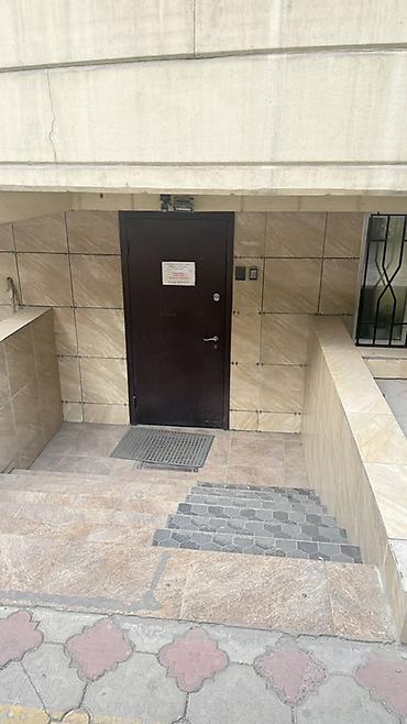 аренда офисных помещений: Сдаю Офисный кабинет: 30 м², С ремонтом, С отдельным входом — 2