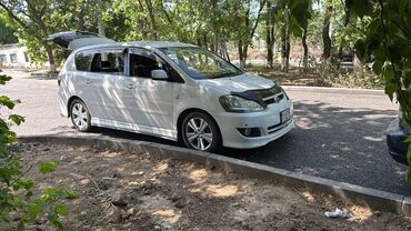 срочно продам машину дёшево: Toyota WISH: 2003 г., Автомат, Бензин, Минивэн