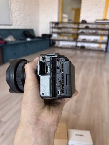 Фотоаппараты: Продаю почти новый фотоаппарат Практически не использовал Сразу купил — 11