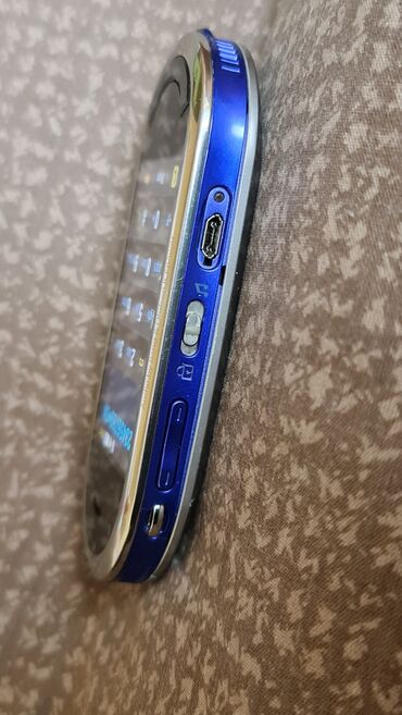 Samsung: Samsung M7600 Beat DJ, bоја - Tamnoplava — 2