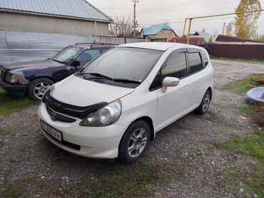 Honda: Honda Fit: 2005 г., 1.3 л, Вариатор, Бензин, Хэтчбэк