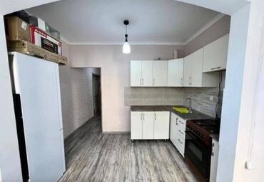 номера в иссык куле: 1 бөлмө, 45 кв. м, 106-серия, 2 кабат, Евроремонт