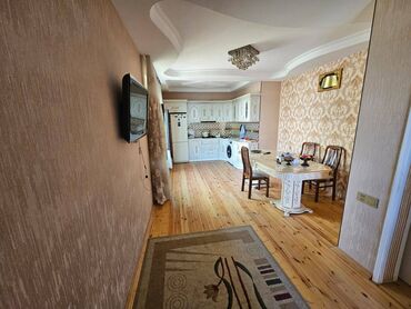 Həyət evləri və villaların satışı: Binəqədi qəs. 8 otaq, 300 kv. m, Yeni təmirli — 2