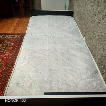 Çarpayılar: İşlənmiş, Təknəfərlik çarpayı, Bazasız, Matras ilə — 3